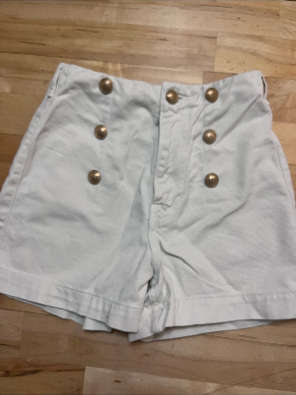 Zara off white High-Waist Button-Front Shorts with Gold Buttons size XS US2